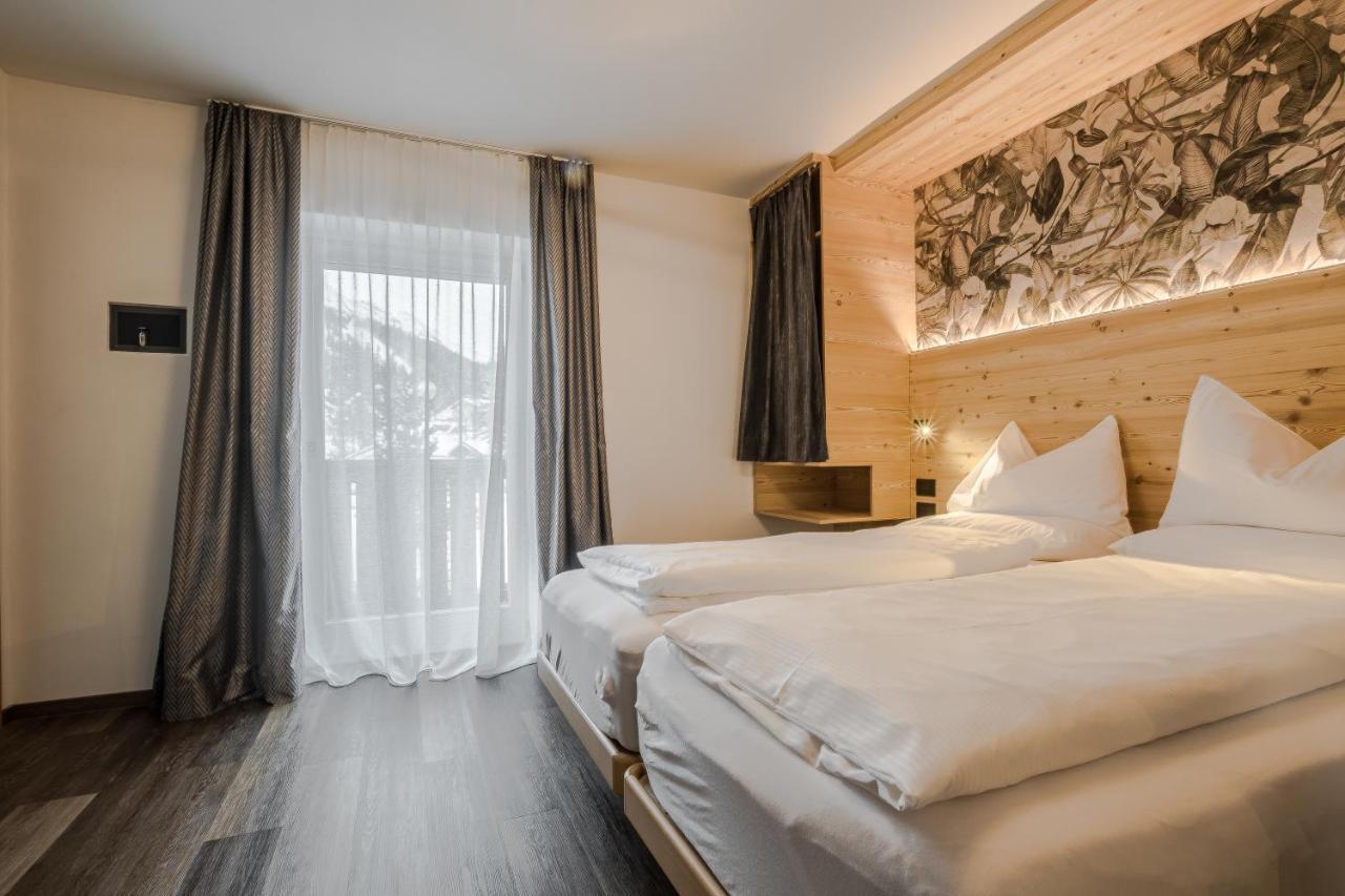 Hotel B&B Marilena Арабба Екстериор снимка